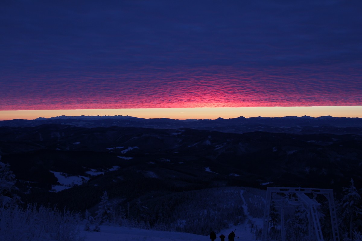 img00018.jpg